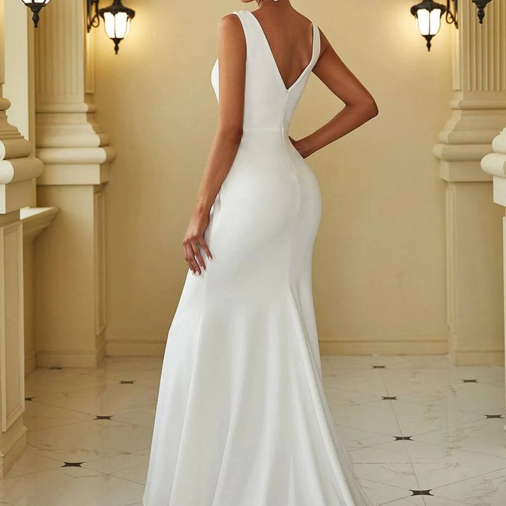 Boat neckline mermaid wedding dress